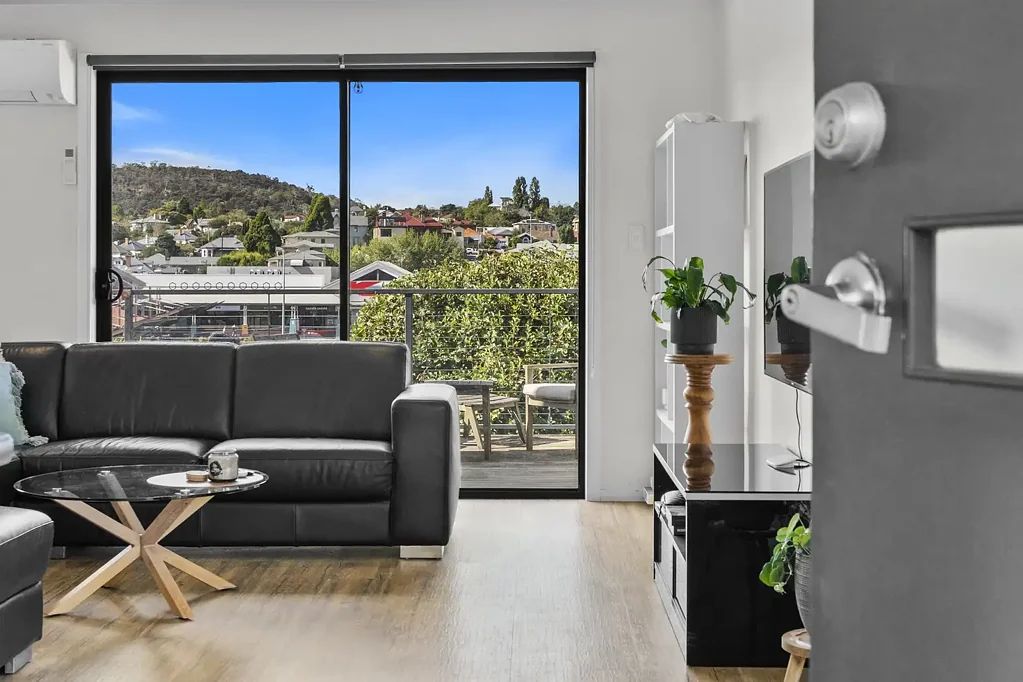 3/205 New Town Road, New Town, TAS 7008