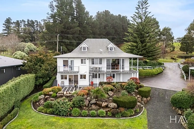 Windermere 5 Bedroom 'Belle Vista' - A Lifestyle Defined by Water, Space & Timeless Views