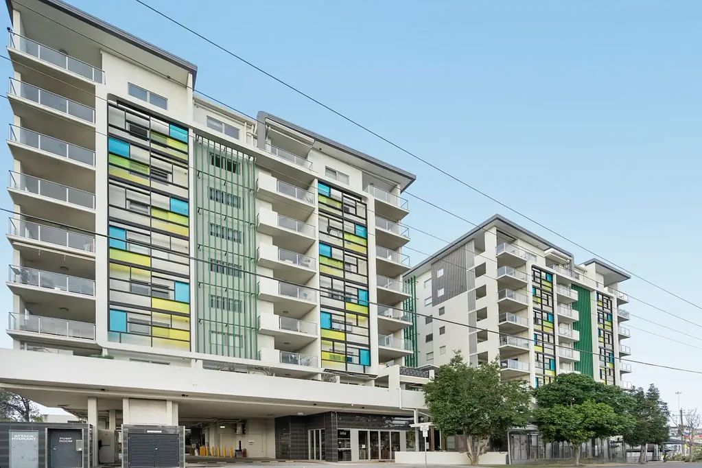 Upper Mount Gravatt 2房  Resort-Style Luxury & Unbeatable Convenience | Prized Dual-School Catchment