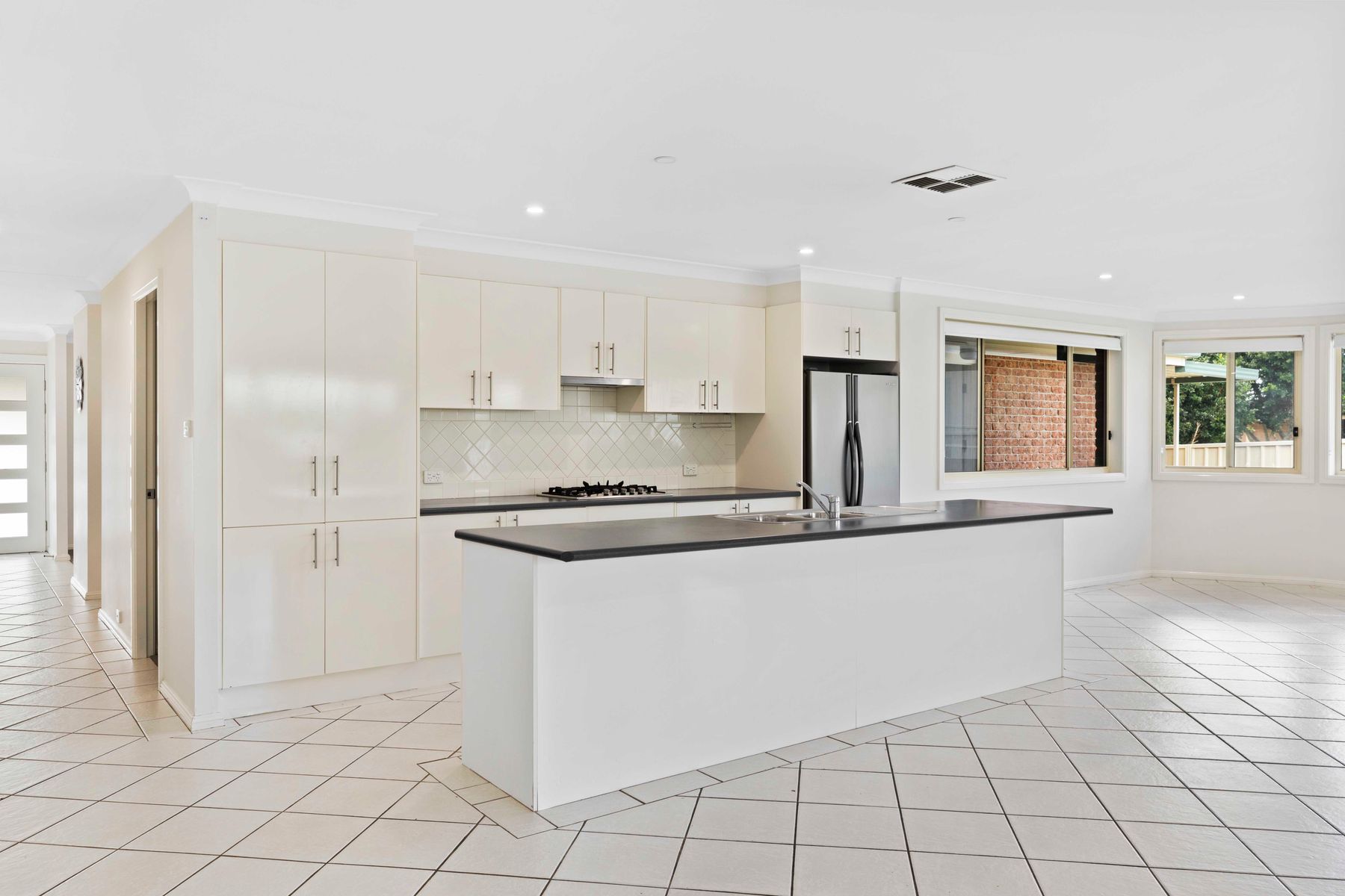 100 BUDGEREE DR, ABERGLASSLYN NSW 2320, 0 Bedrooms, 0 Bathrooms, House