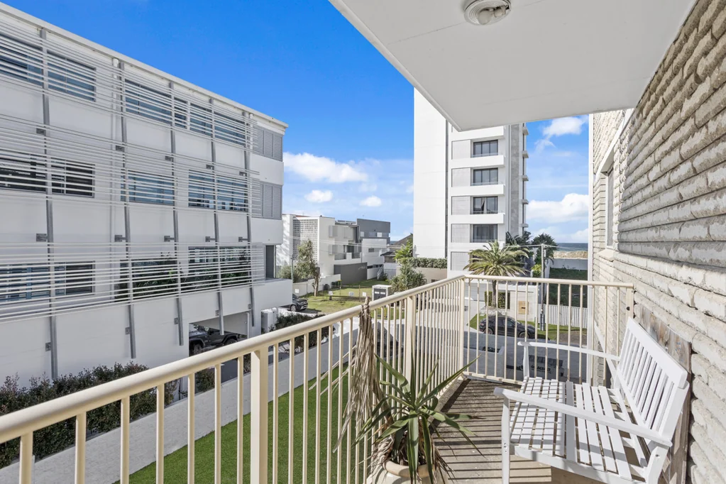 15/987 Gold Coast Highway, Palm Beach, QLD 4221