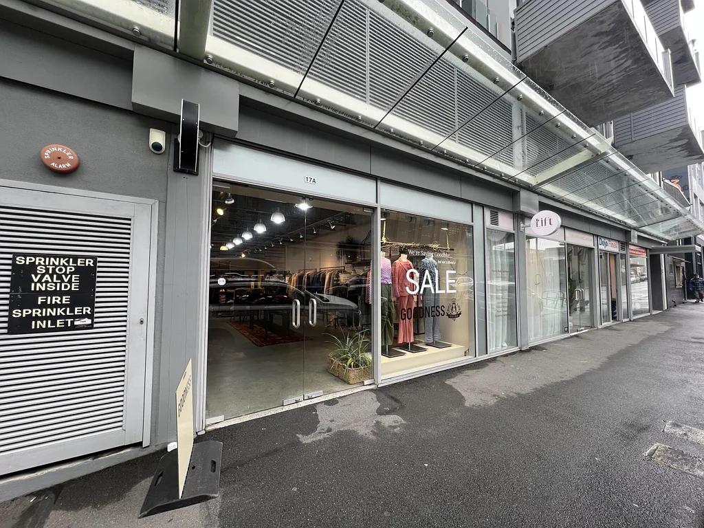 Te Aro Retail along College Street