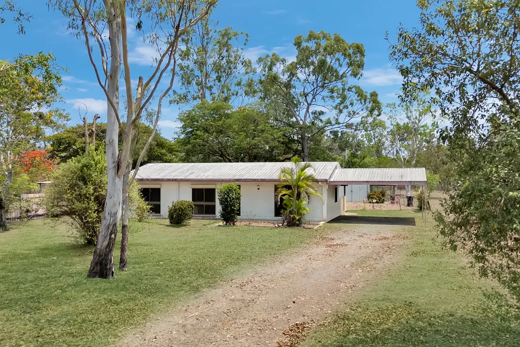 16 Heferen Crescent, Black River, QLD 4818