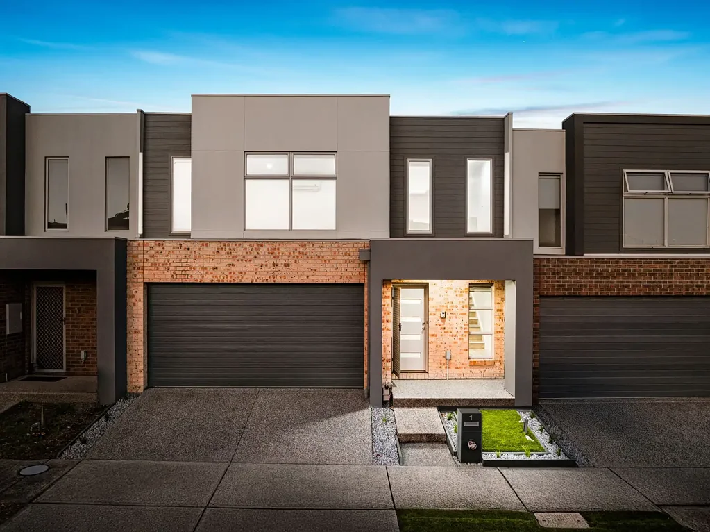 7 Mecklenburg Close, Epping, VIC 3076