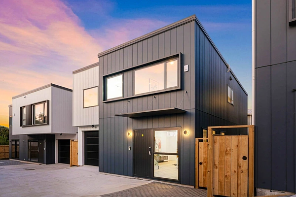 Bucklands Beach 4房  Exclusive Opportunity in the Macleans College Zone