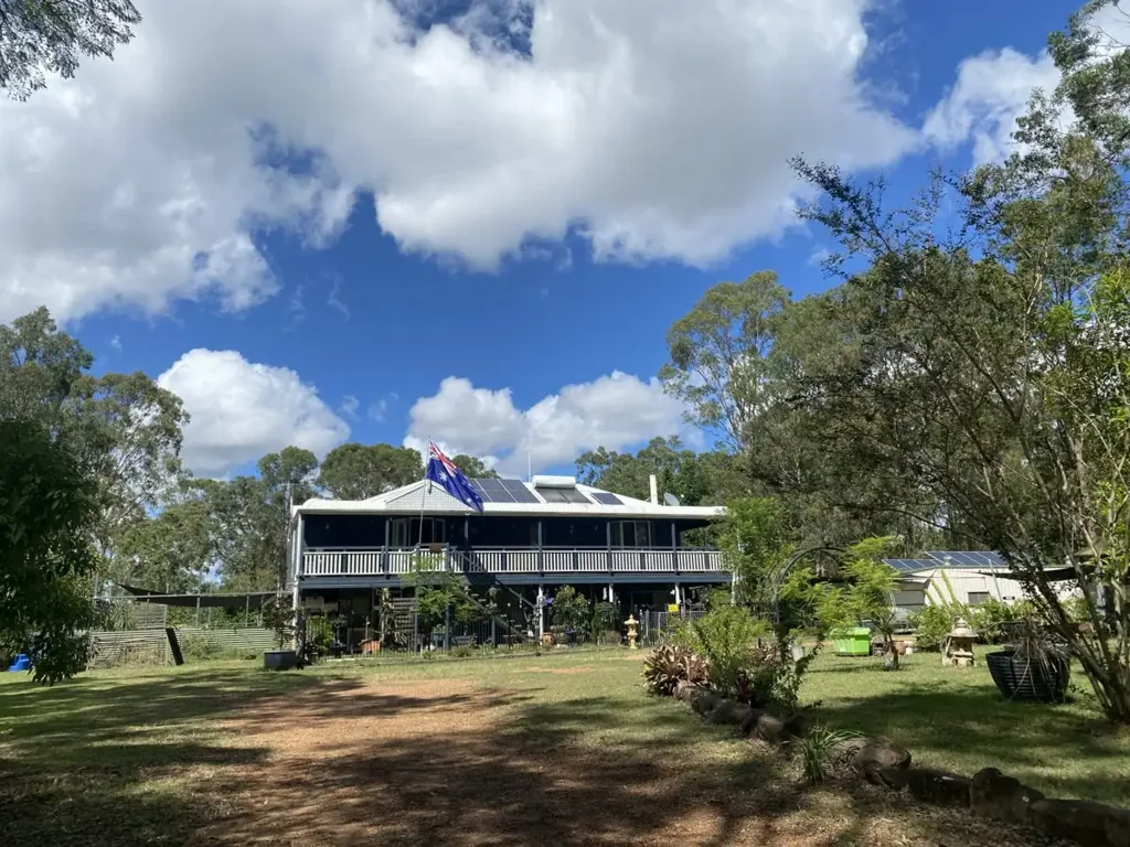 Churchable "Potential Plus Queenslander"on 40 acres