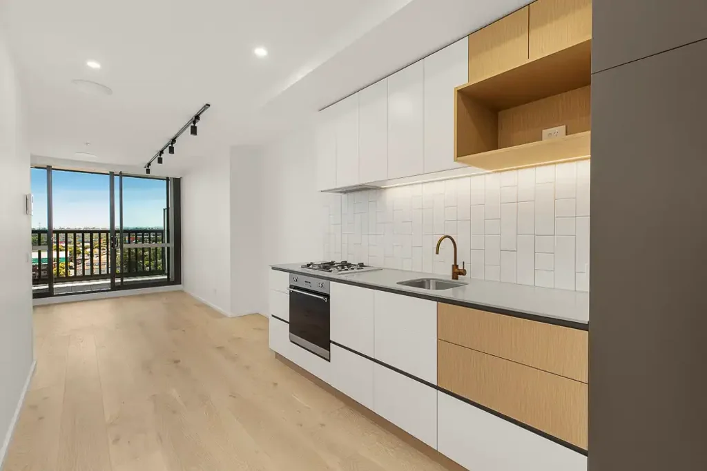 One bedroom apartment in bustling Collingwood!