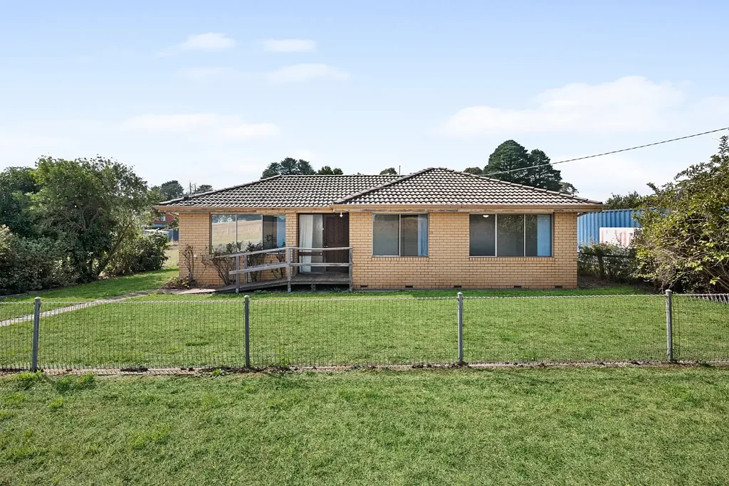 42 McMahons Road, Glenlyon, VIC 3461