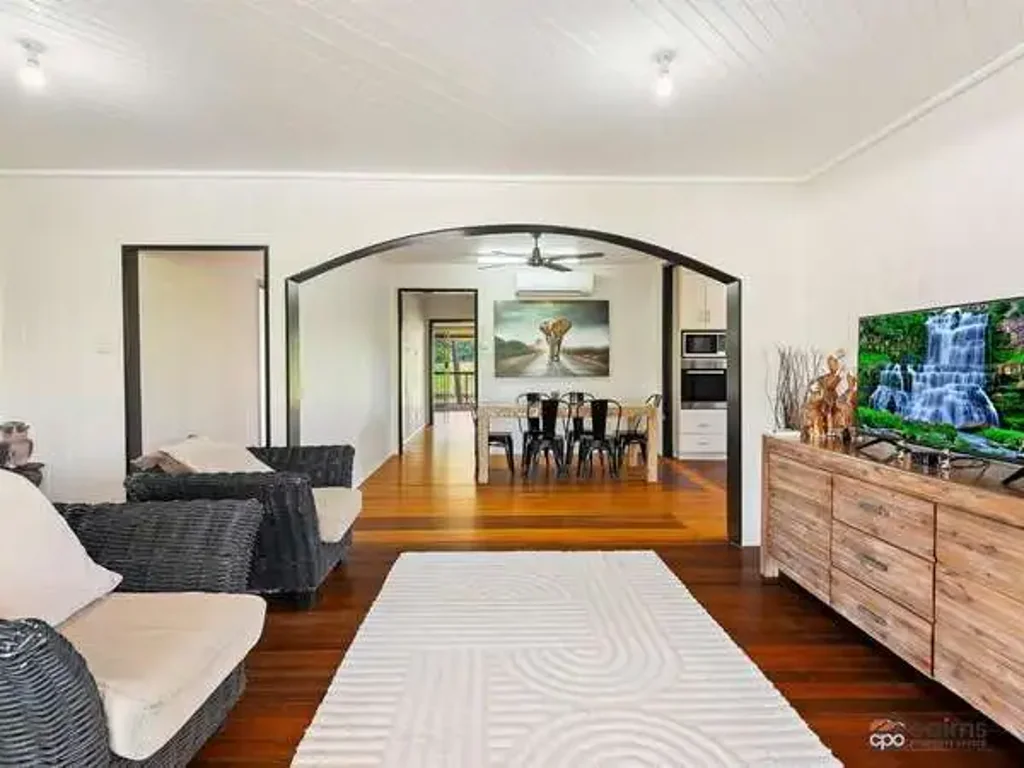 Babinda 4房  Gorgeous Family Home In Rainforest Town