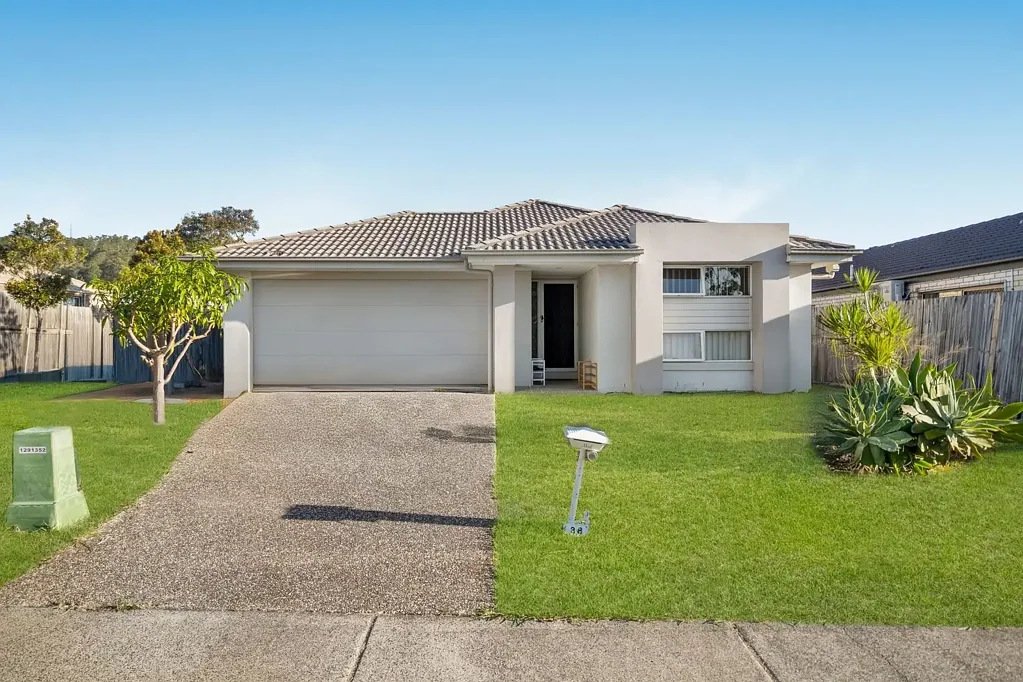 Redbank Plains 4Zimmer Spacious Family Home Offering Comfort & Convenience