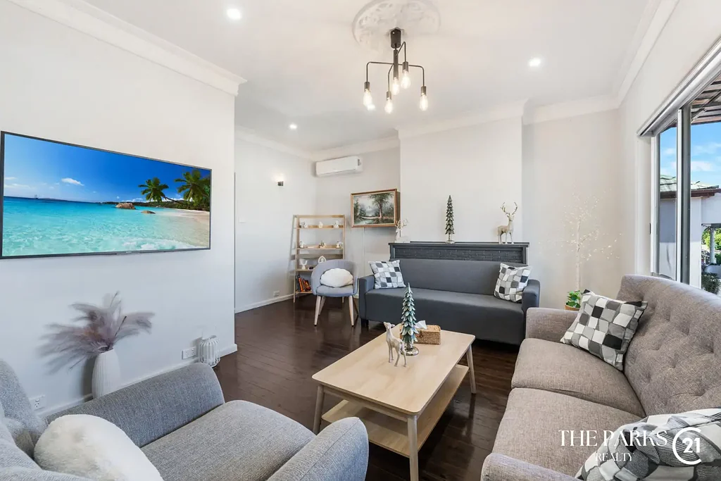 16 Oxford Street, Smithfield, NSW 2164