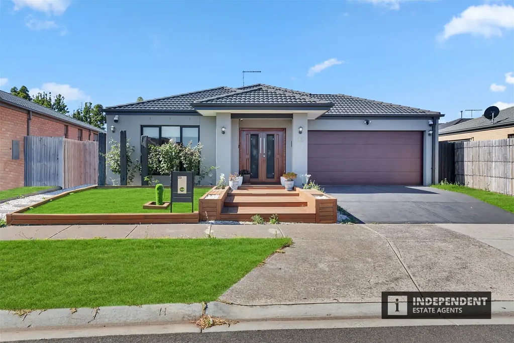 Harkness 5 Bedroom Beautiful Dream House for Sale in the Picturesque Neighborhood of Harkness - Don't Miss This Opportunity!