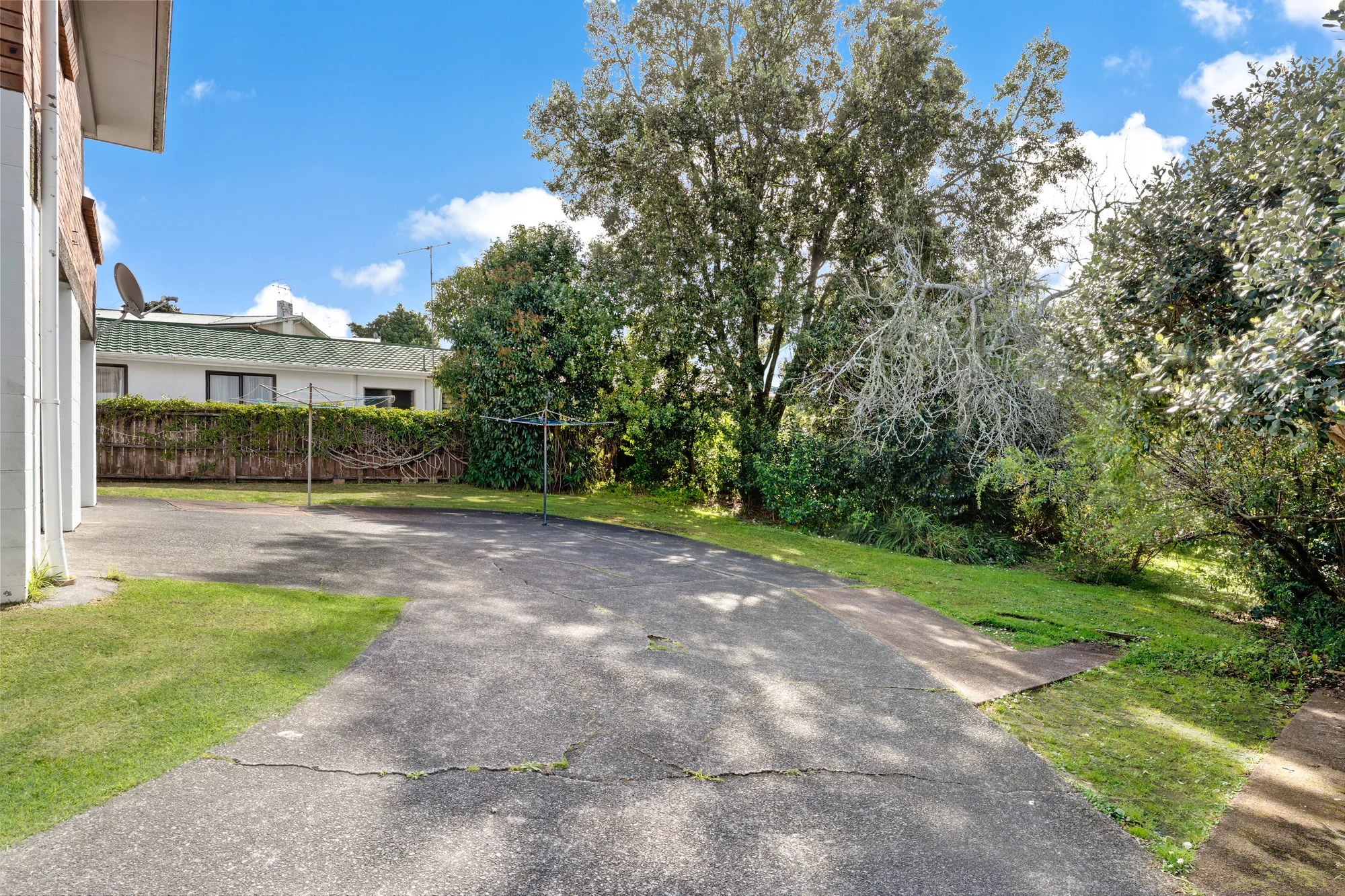 321 Wairau Road, Totara Vale, photo 17