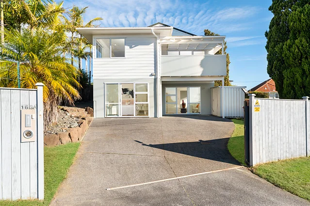 163A Chivalry Road, Glenfield, Glenfield, North Shore City