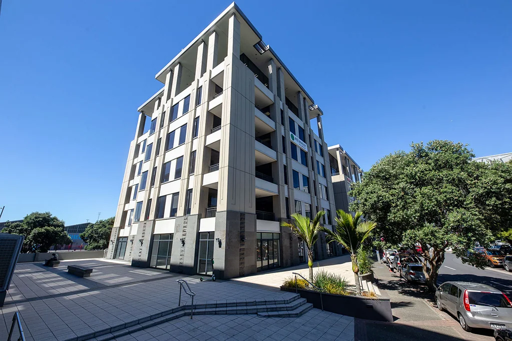 Auckland Central  A Grade offices on Mahuhu Crescent