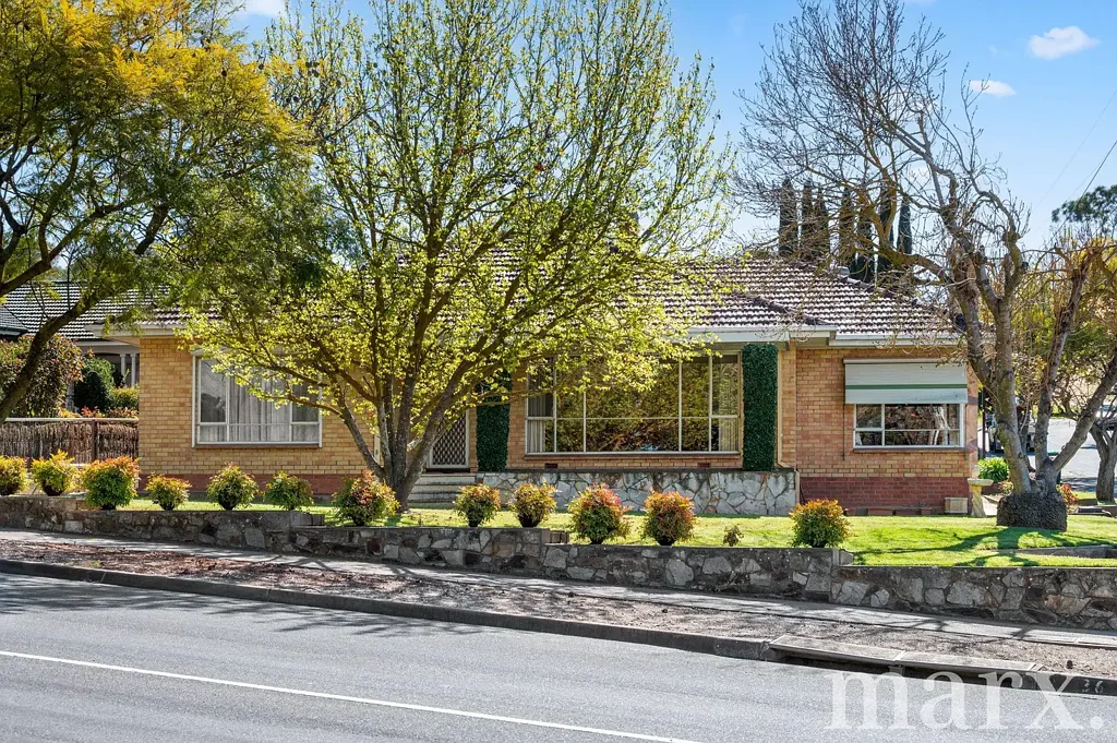 Angaston 3બેડરૂમ Double Brick Character home in the Heart of Angaston..