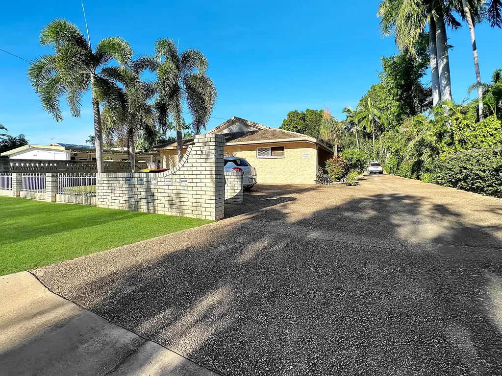 3/6 Campbell Street, Hermit Park, QLD 4812