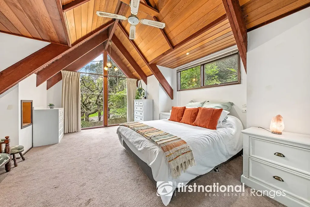 13 Brenda Grove, Tecoma, VIC 3160
