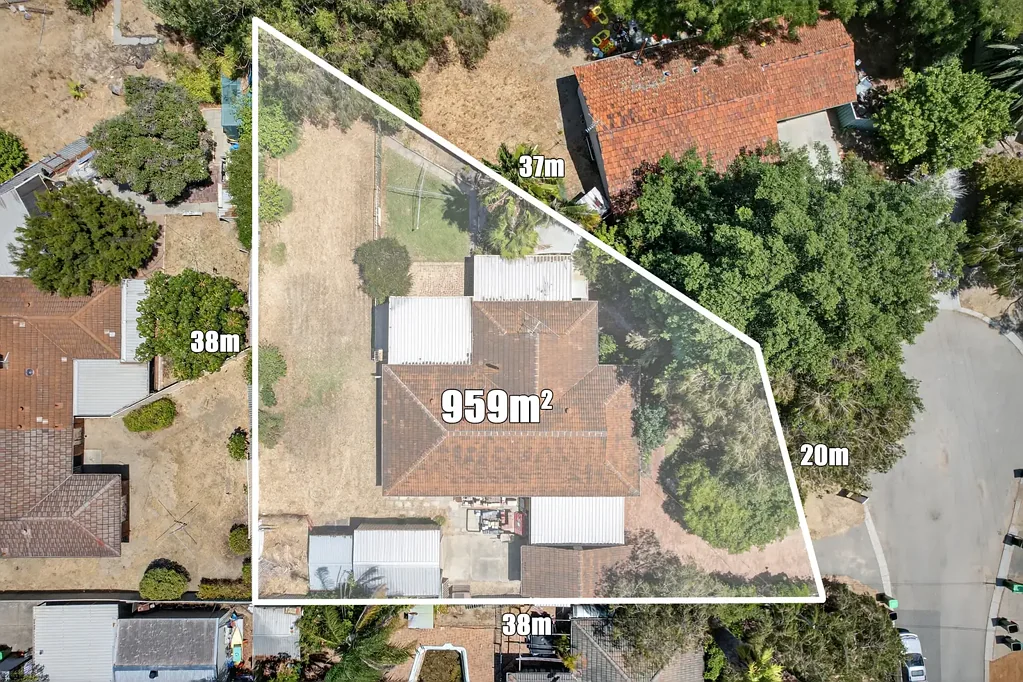 10 Scutti Place, Koondoola, WA 6064