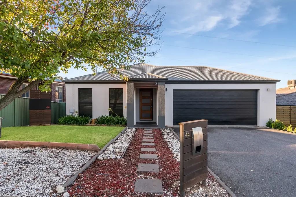 44 Soldatos Drive, Golden Square, VIC 3555