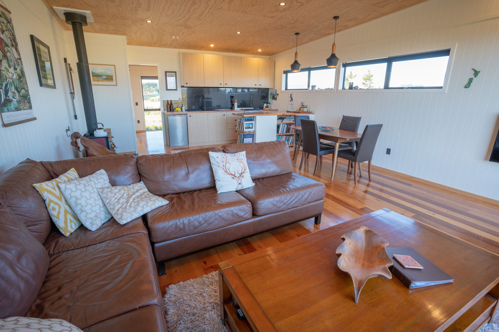 24 Holmwood Road, Manapouri, Southland, 3 રૂમ, 0 બાથરૂમ