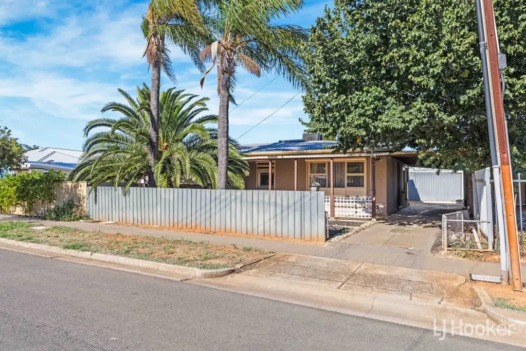 56 Mainwaring Crescent, Davoren Park, SA 5113, 3 slaapkamers, 1 badkamers, House