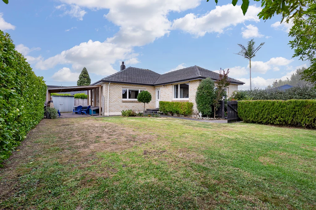 Buckland 3房  SOLID INVESTORS DELIGHT!