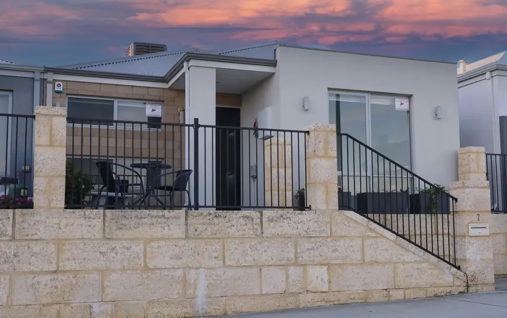 Hocking 3Zimmer Modern, Elevated & Super Low Maintenance!