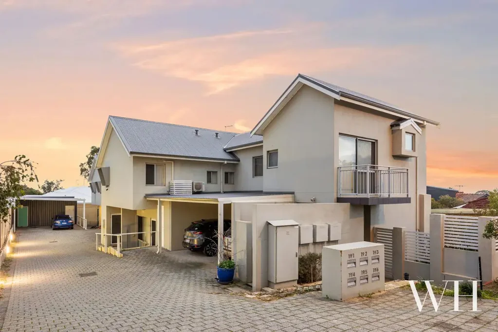 Hamilton Hill 2 Bedroom Sleek, Modern Townhouse Living in Boutique Complex