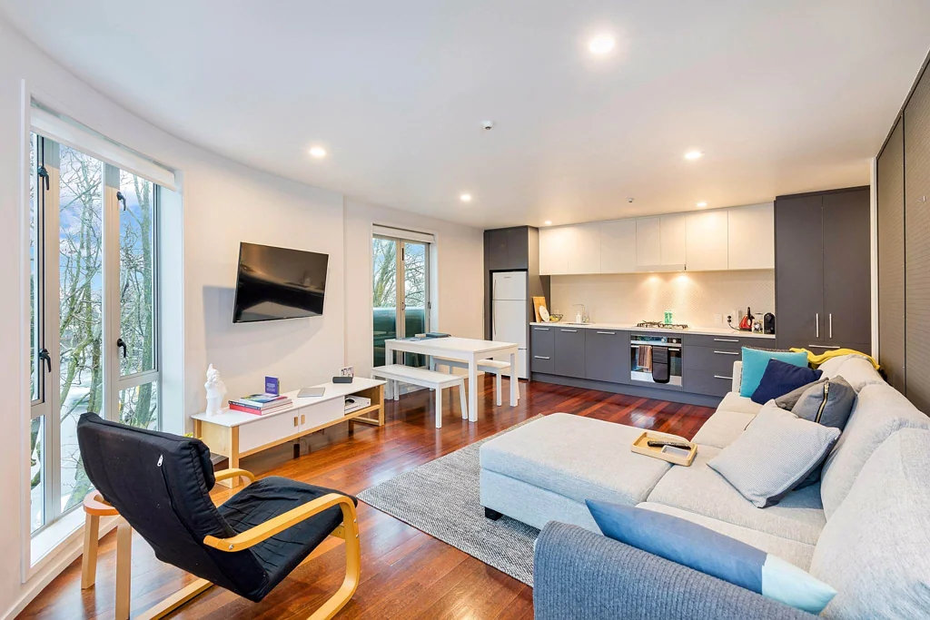 PERFECT POSITION IN PONSONBY