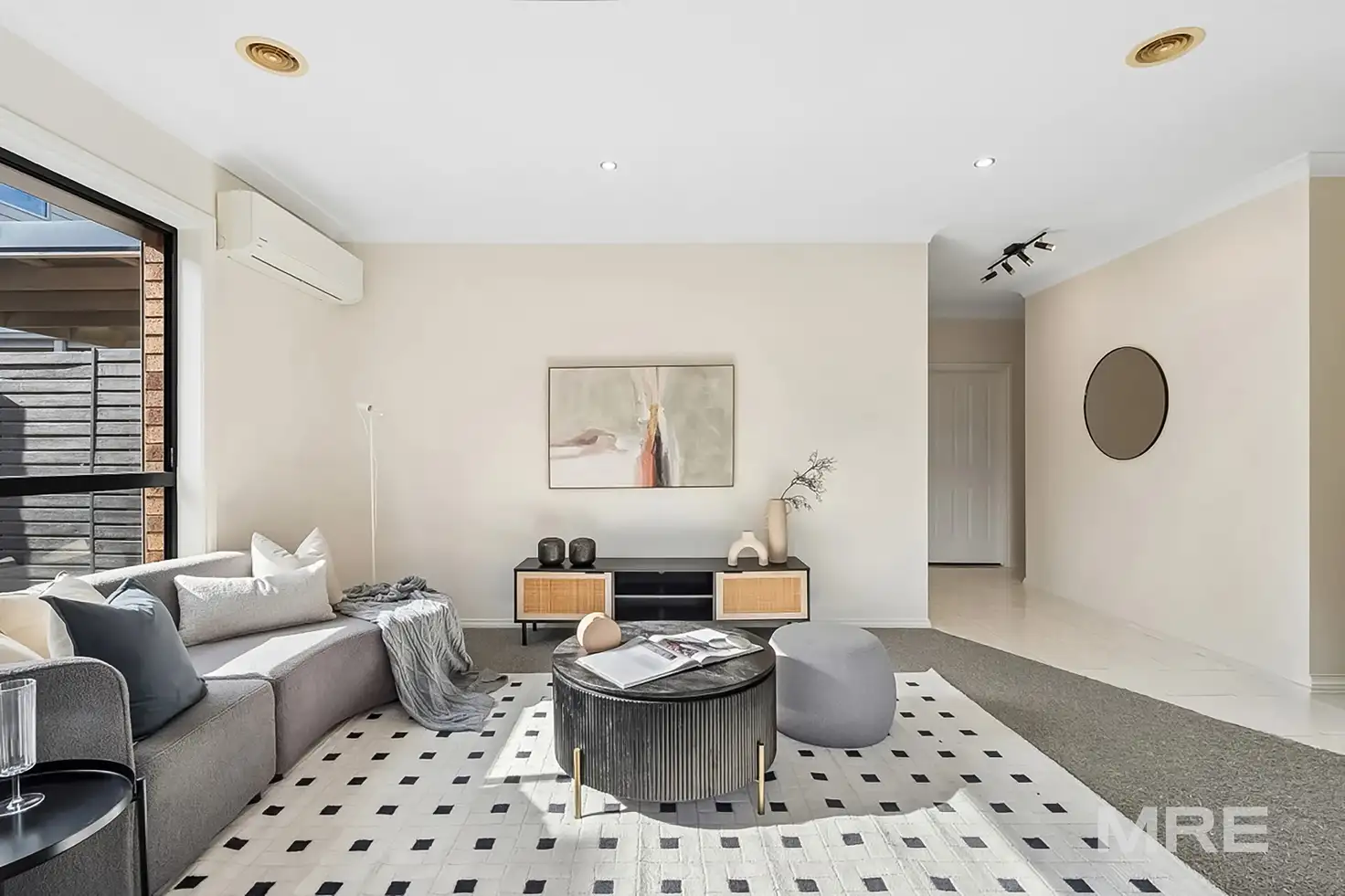 2/128 Boldrewood Parade, Reservoir, VIC 3073, 3房, 2浴, Unit