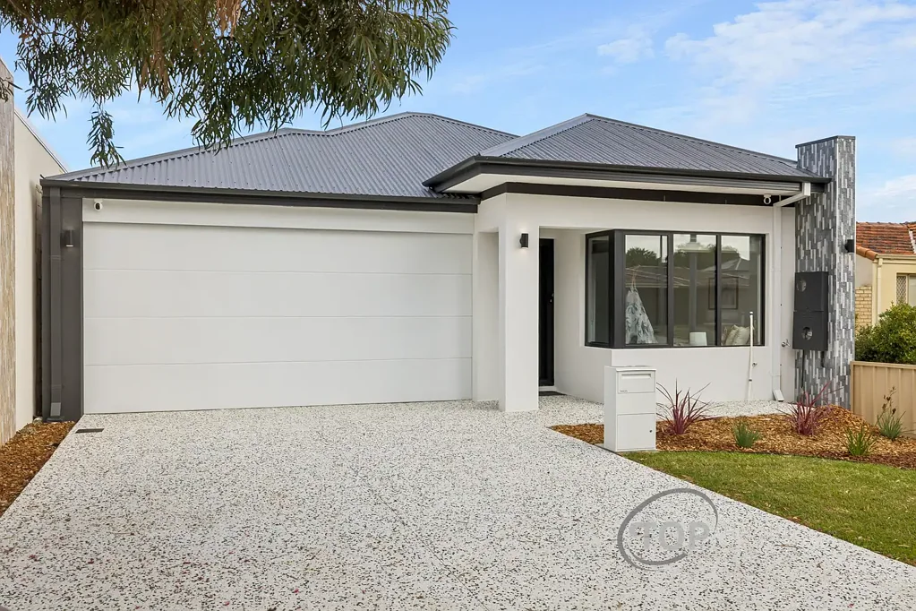 Riverton 4 Slaapkamer Brand-New Riverton Masterpiece with Premium Finishes Throughout