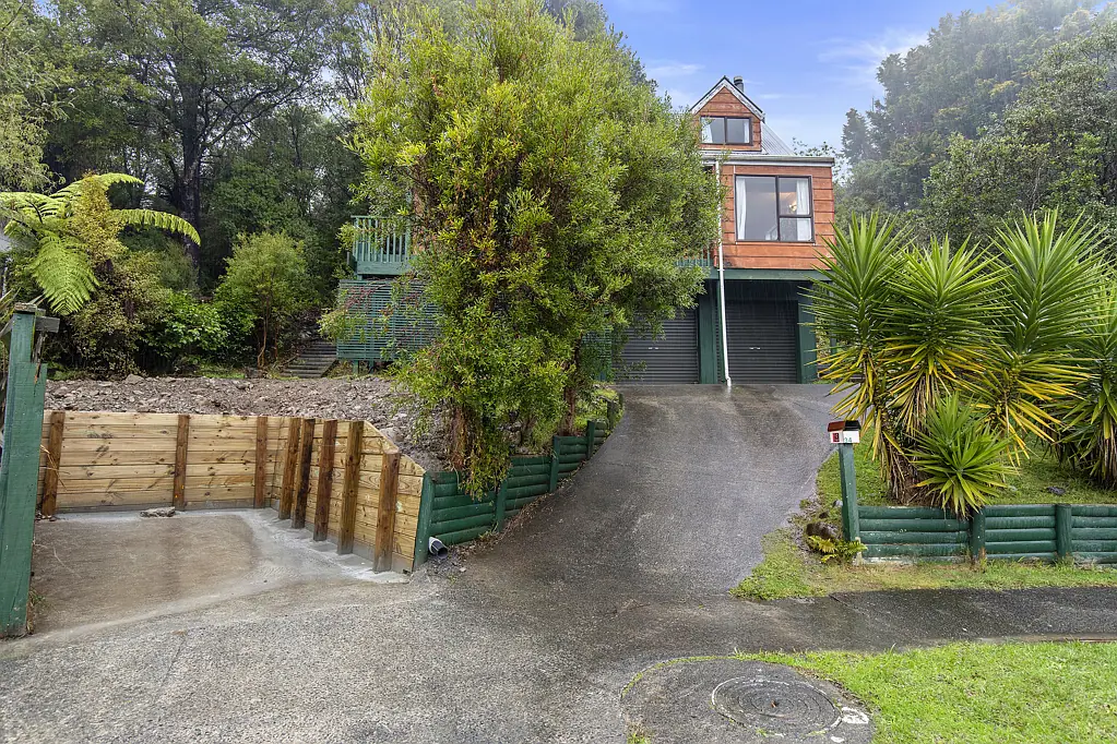 34 Amber Grove, Birchville, Upper Hutt, Wellington