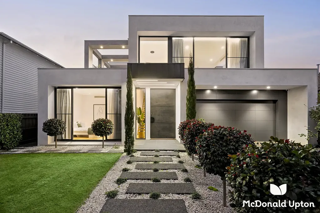 12 Windsor Avenue, Strathmore, VIC 3041, 4 Bedrooms, 5 Bathrooms, House