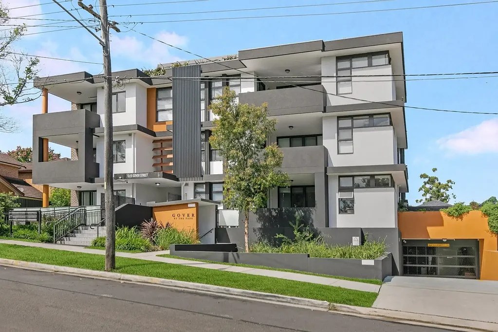 105/13-15 GOVER STREET, Peakhurst, NSW 2210