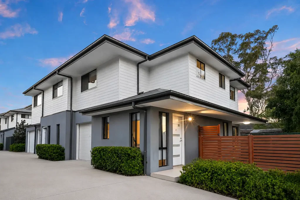 Werrington 3 Slaapkamer STREET FACING | RARE CGT BENEFITS