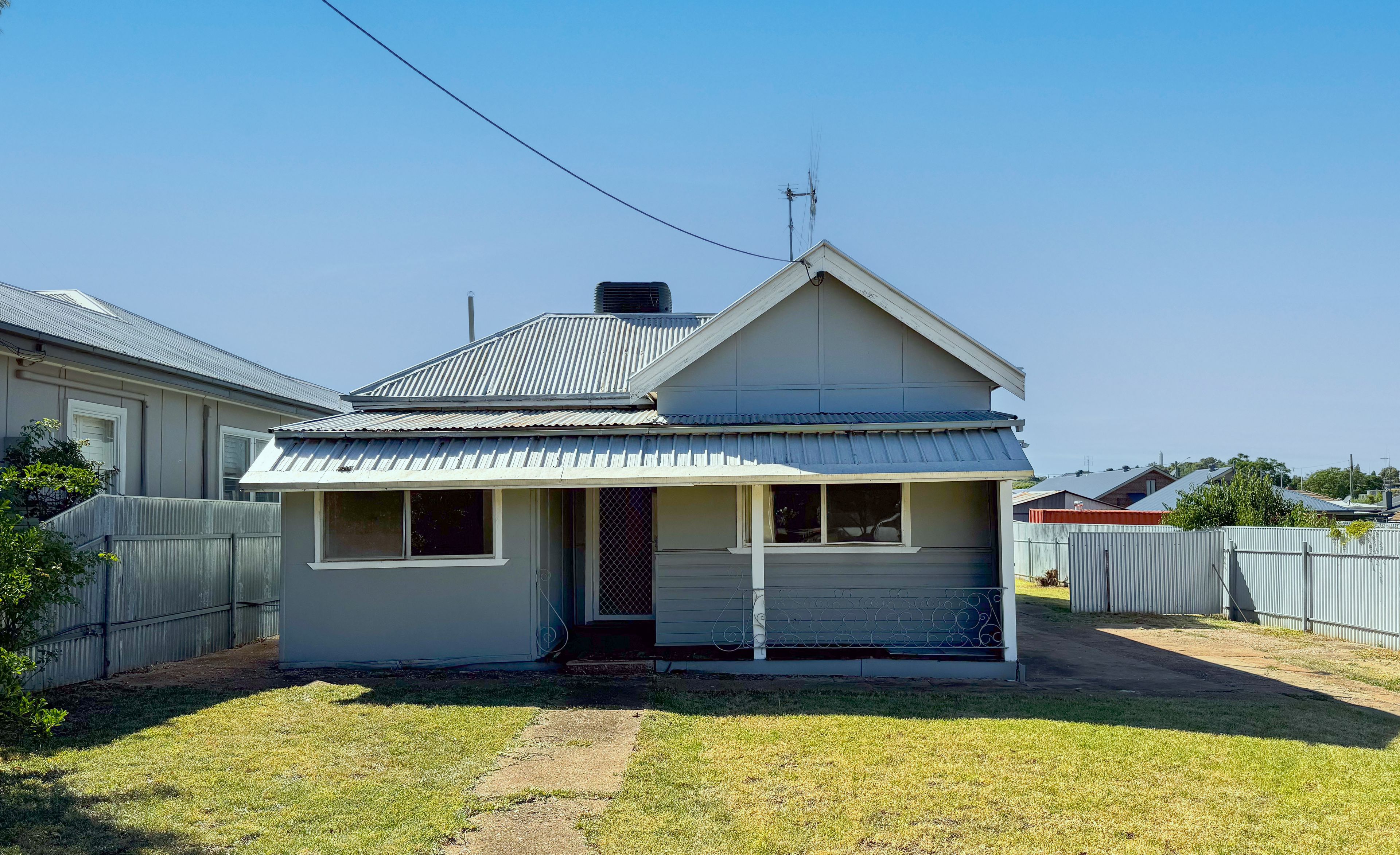 16 CARRINGTON ST, PARKES NSW 2870, 0 침실, 0 욕실, House