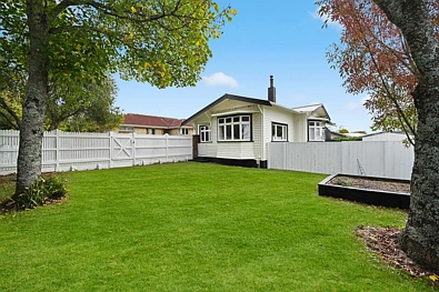 275 Clarkin Road, Fairfield, Hamilton, 2 Bedrooms, 1 Bathrooms, House