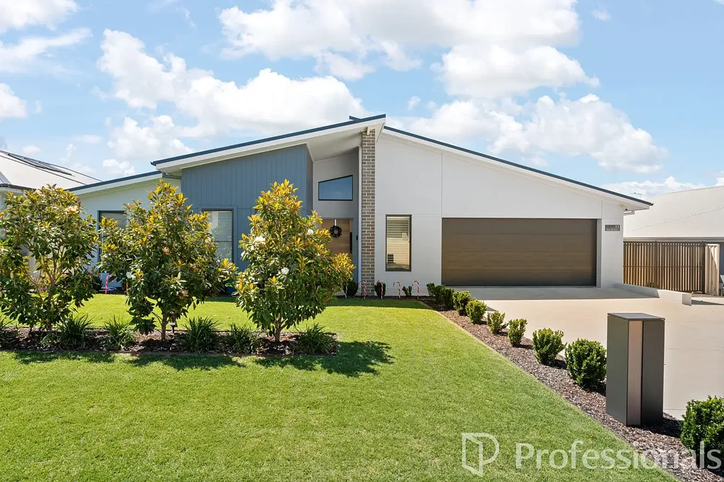 11 Darvall Drive, Kelso, NSW 2795
