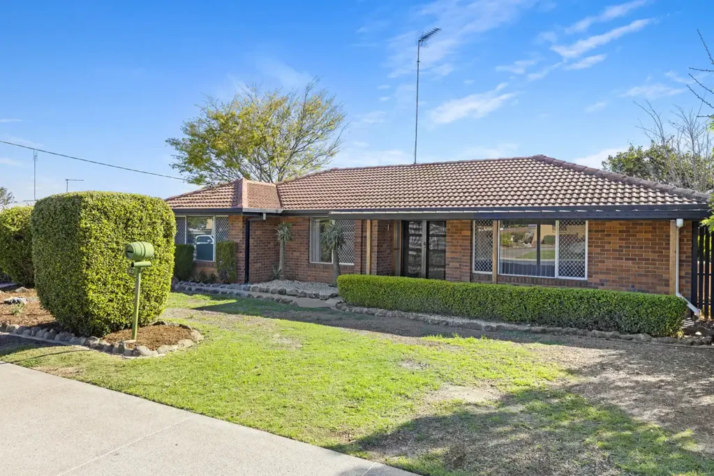 63 Arabian Street, Harristown, QLD 4350