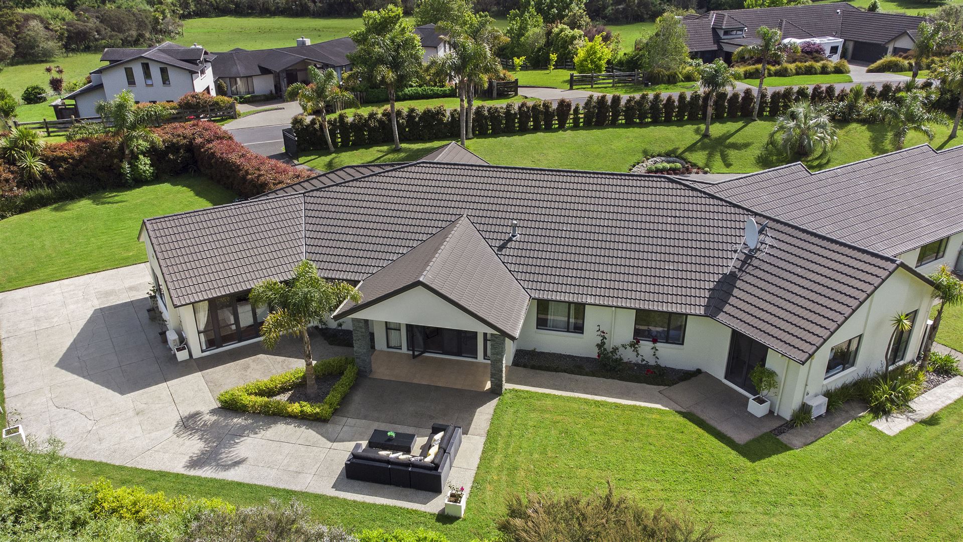 23 Whiteways Drive, Dairy Flat, Auckland - Rodney, 6 Bedrooms, 3 Bathrooms