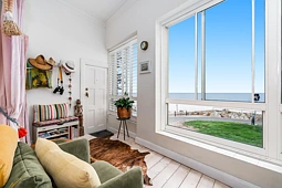 4/17 South Esplanade, Glenelg