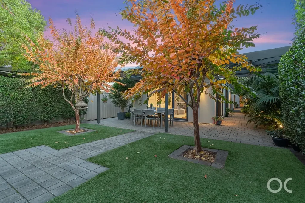 Glenelg North 4غرفة نوم A sanctuary of light, love, & leafy surrounds