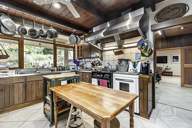 45 Sweeneys Lane, Eltham, VIC 3095, 4 rūma, 3 rūma horoi, House