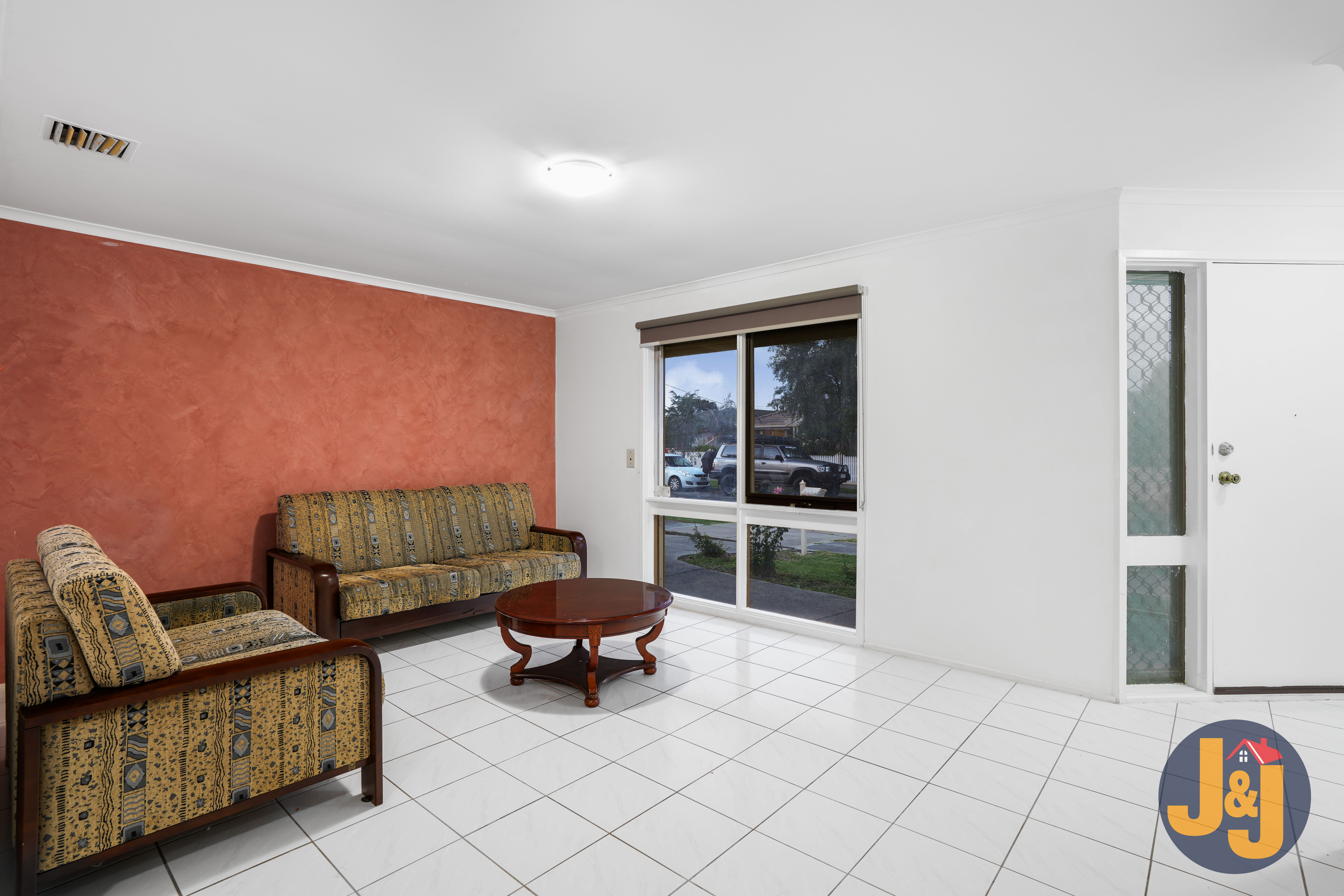 16 WOKING ST, CRAIGIEBURN VIC 3064, 0 chambres, 0 salles de bain, House