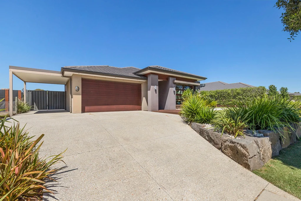 9 Bluegum Circuit, Riddells Creek, VIC 3431