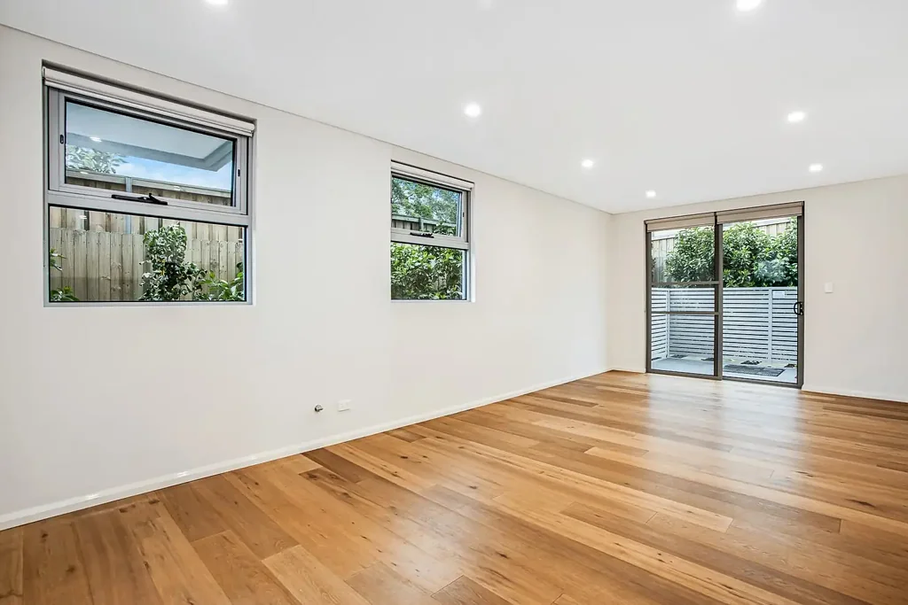 LUXURY COURTYARD APARTMENT IN THE HEART OF DRUMMOYNE!