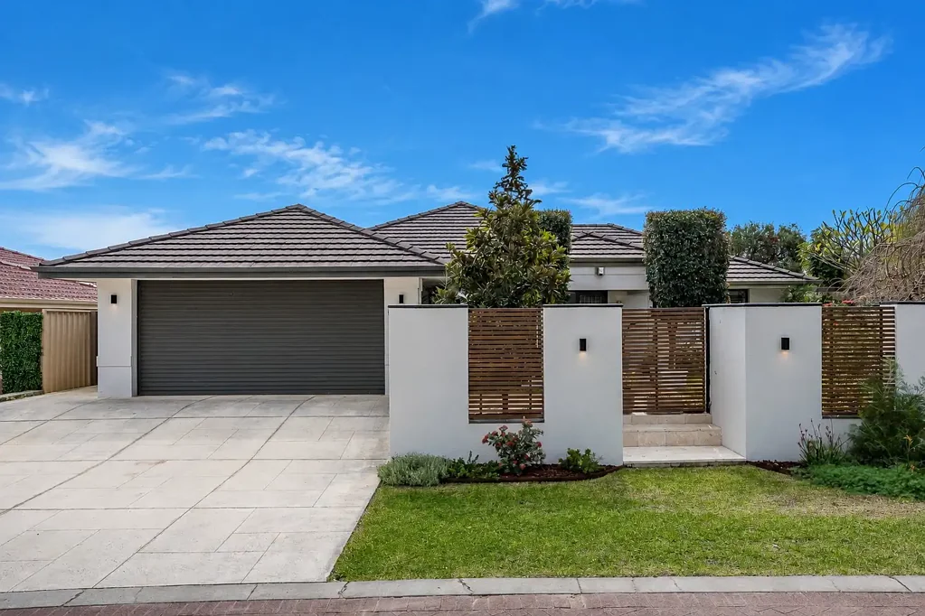 Iluka 4બેડરૂમ PEACEFUL, PRIVATE & PRESENTS LIKE NEW!