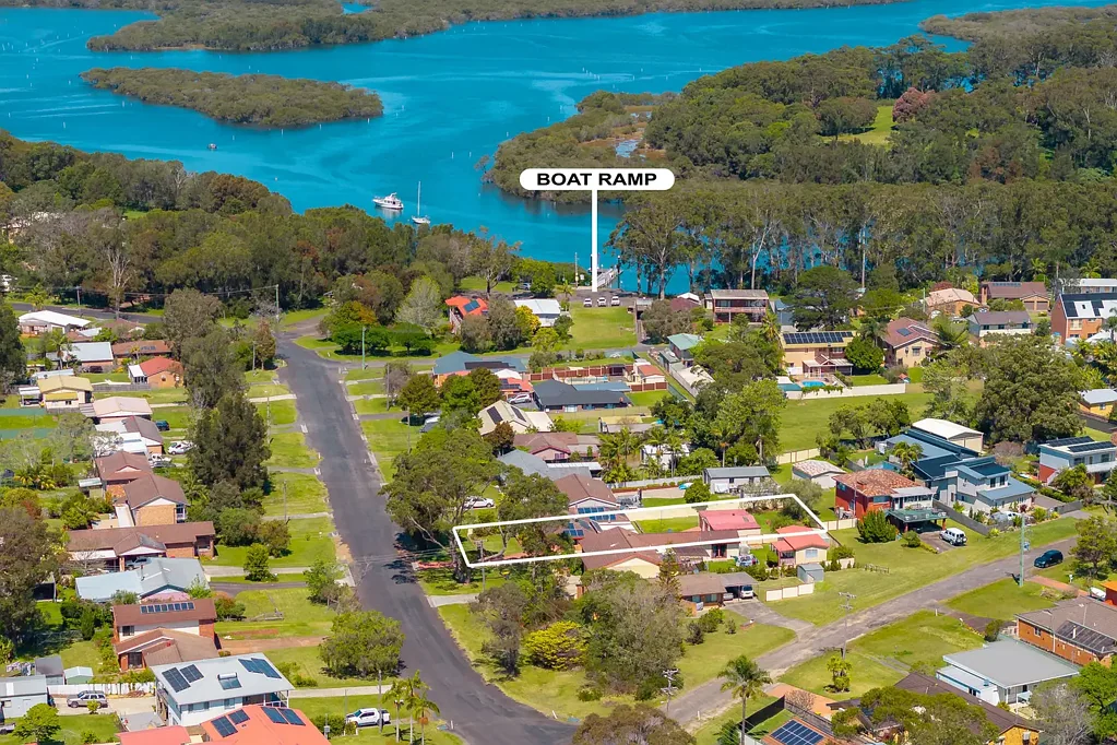 5 Orient Avenue, Orient Point, NSW 2540