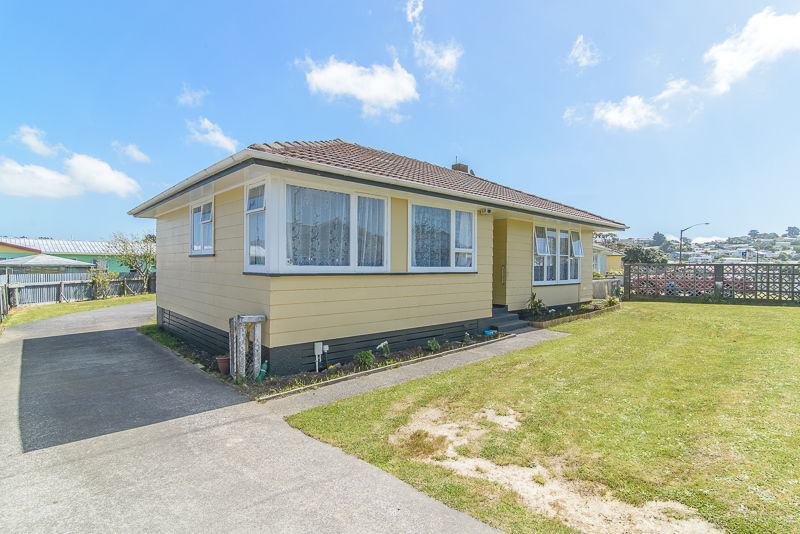 363 Warspite Avenue, Waitangirua